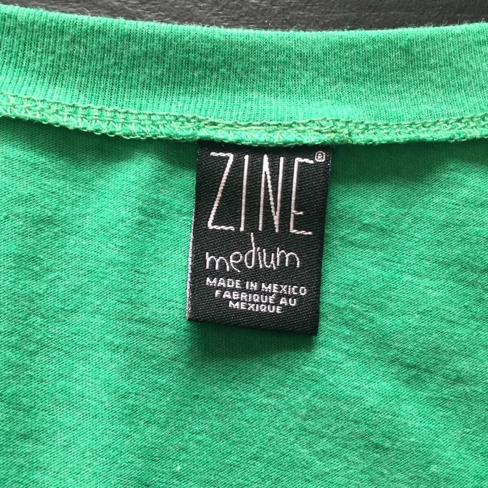 Green Zine, Schitt’s Creek, “Ew, David” tee - Picture 3 of 4